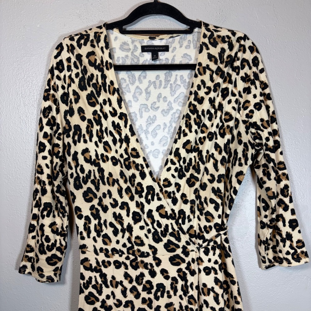 Banana Republic Leopard Print Wrap Dress Knee Length Tan Black M 472569 - Picture 3 of 10